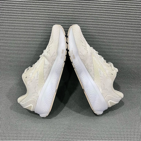 Brooks Ghost 16 White Grey Womens Athletic Running Cross Training Sneakers Sz 8 - Picture 7 of 10